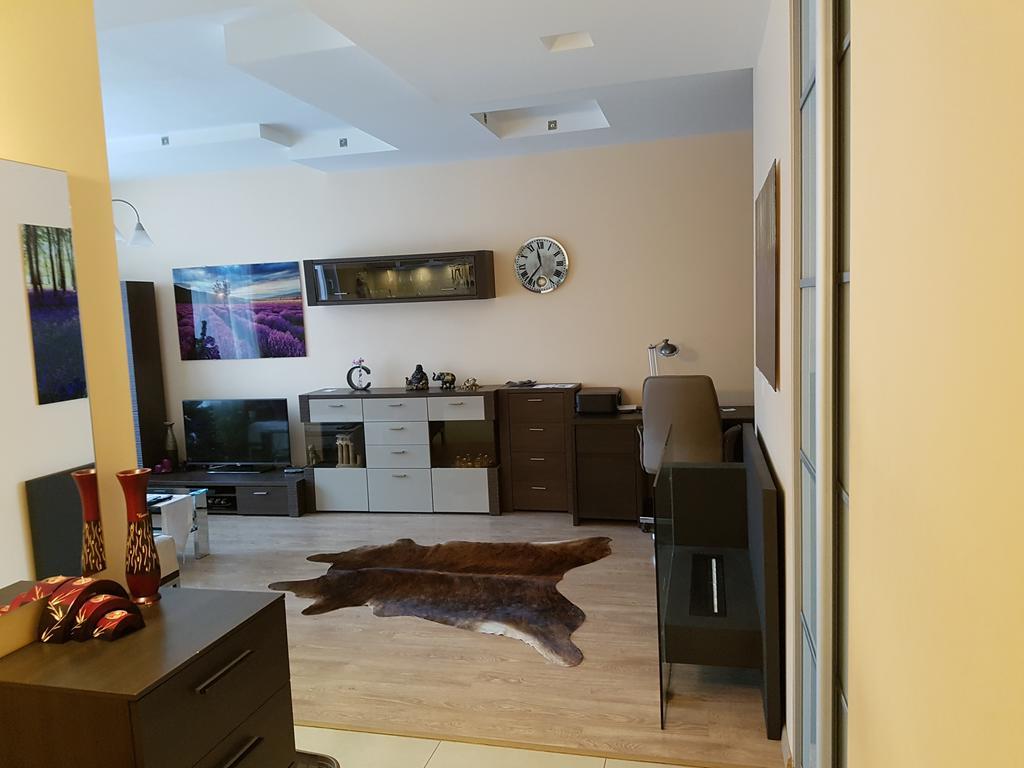 Riga Airport Apartment Экстерьер фото